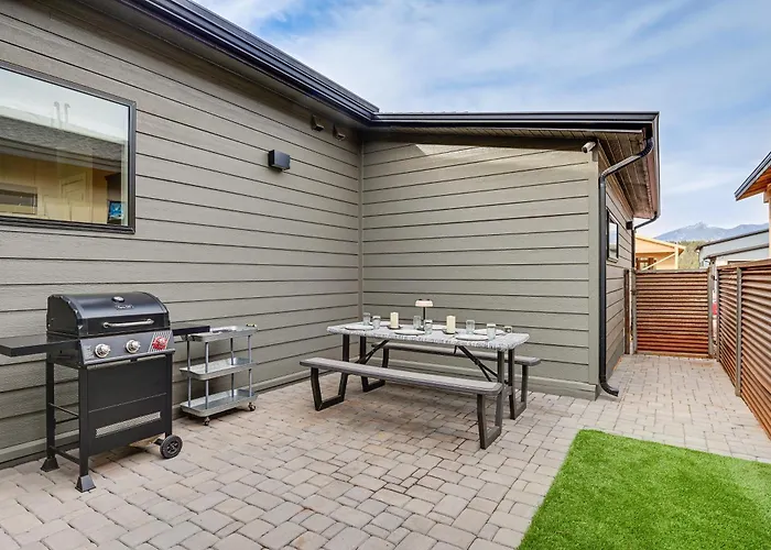 Ferienhaus W/ Fire Pit + Hiking Trail Access! Flagstaff